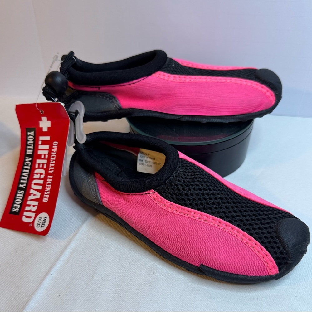 water shoes lifeguard indoor outdoor use comfort & safety machine washable 11/12
